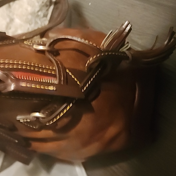 Dooney Bourke leather Purse - Picture 4 of 11